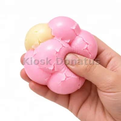 Crispy Squishy Kugelball Rosa-Creme, 1 Stück — Bild 4